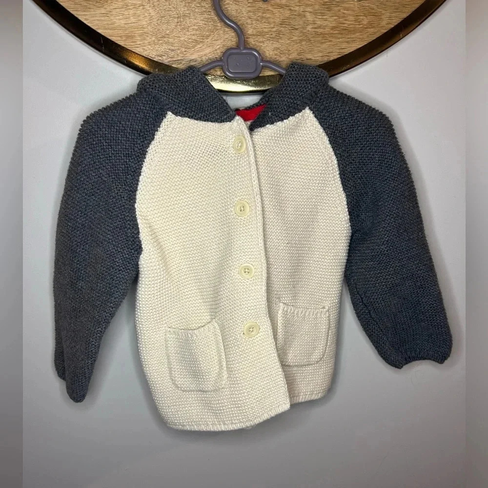 baby gap sweater size 18-24  months​
